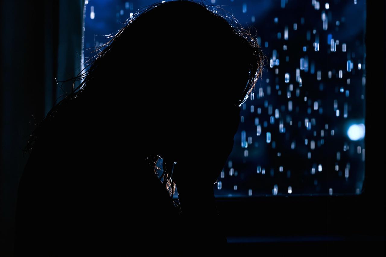 某女星深夜发文控诉前夫,曝光家暴录音